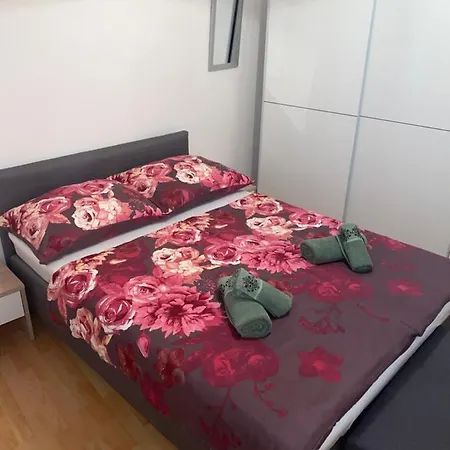 아파트 Seki House
