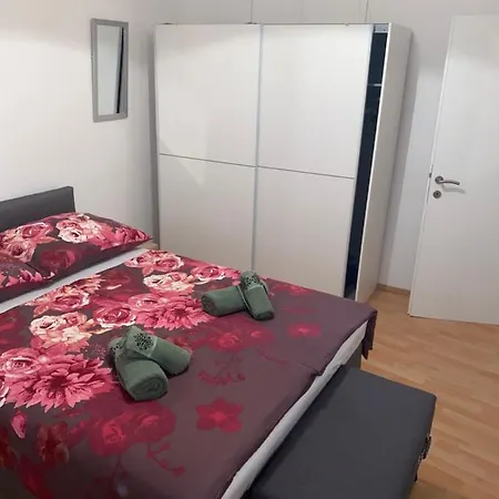 Seki House 아파트 피란
