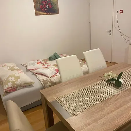 아파트 Seki House