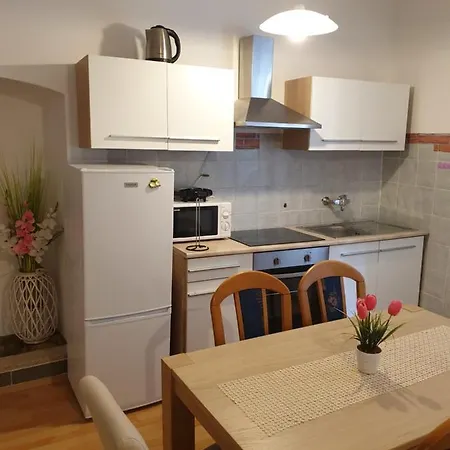 Seki House 아파트 피란